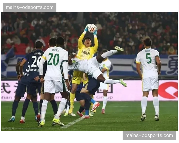 拉莫斯上抢型中卫提升国安防线硬度 十万欧转会费堪称低投入高回报 拉莫斯上抢型中卫提升国安防线硬度 十万欧转会费堪称低投入高回报